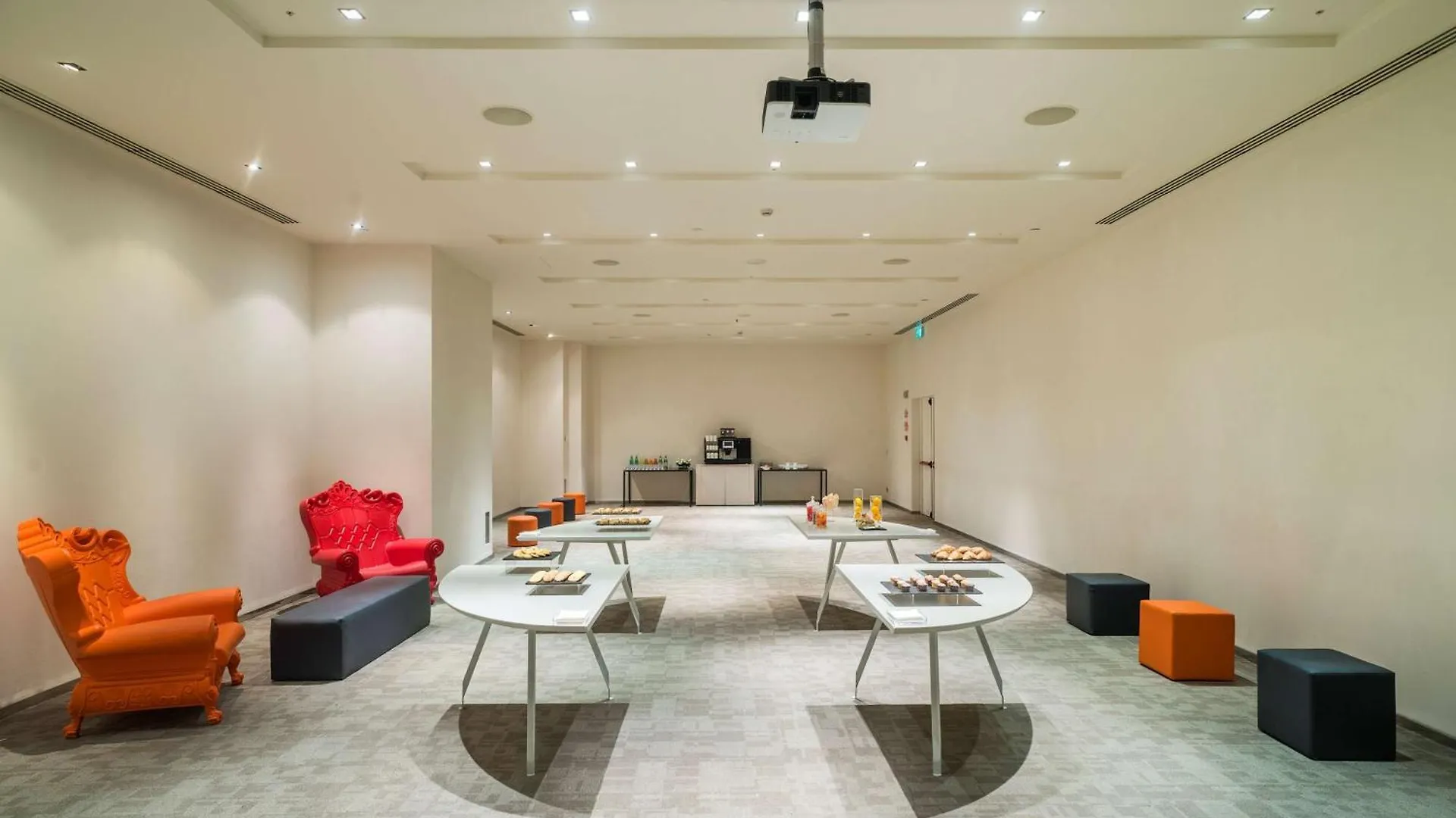 **** Hotel Nhow Milano Italien